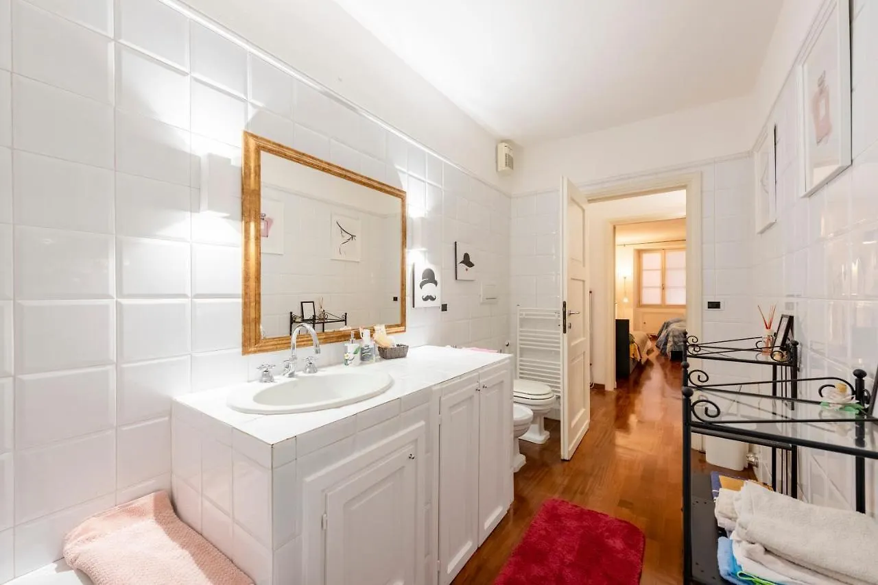 Cavour 9 Apartment 2B 2B 100Mq With Private Garage, In Center Of Rapallo, Wifi, Air Conditioned