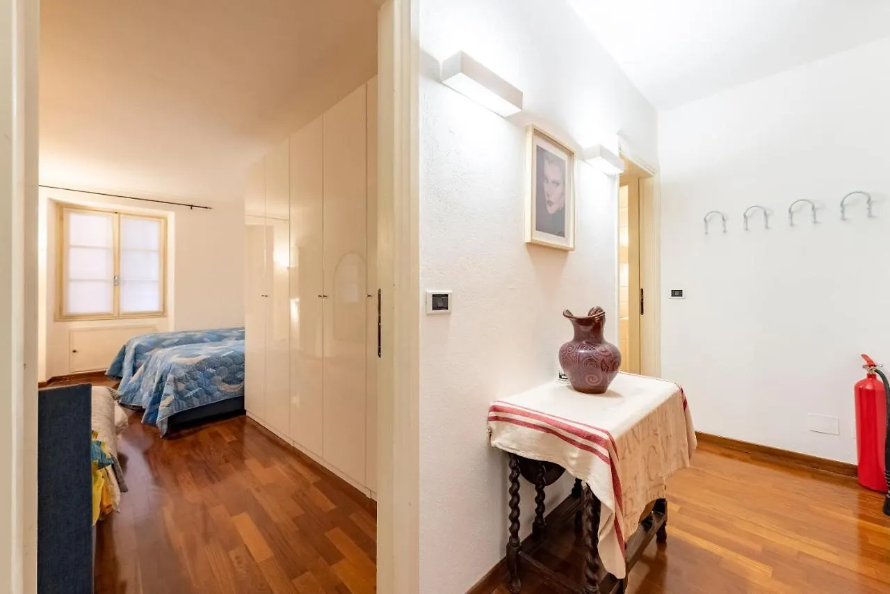 Cavour 9 Apartment 2B 2B 100Mq With Private Garage, In Center Of Rapallo, Wifi, Air Conditioned Italy