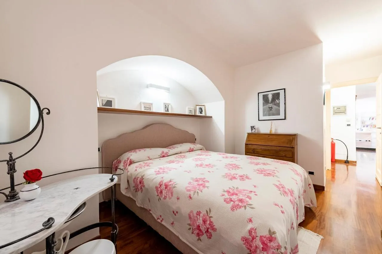 Cavour 9 Apartment 2B 2B 100Mq With Private Garage, In Center Of Rapallo, Wifi, Air Conditioned Rapallo