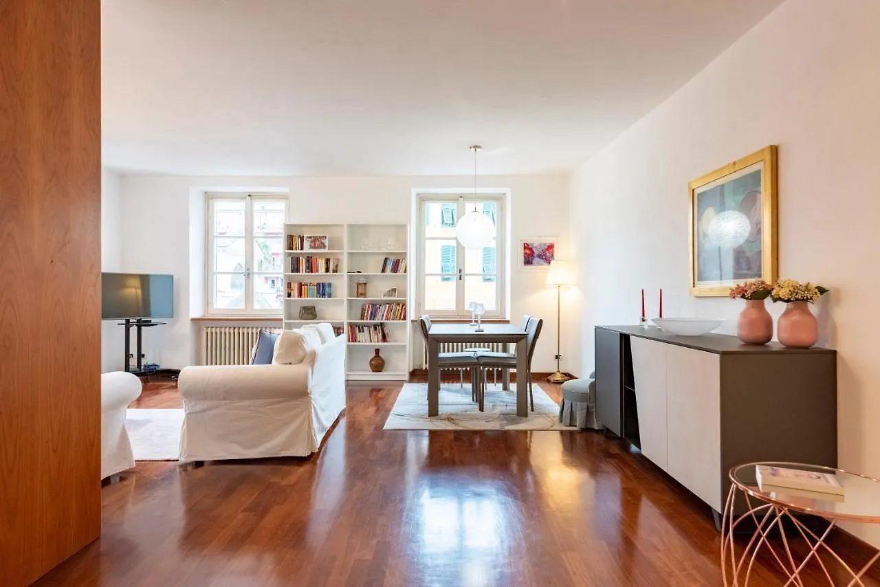 Cavour 9 Apartment 2B 2B 100Mq With Private Garage, In Center Of Rapallo, Wifi, Air Conditioned