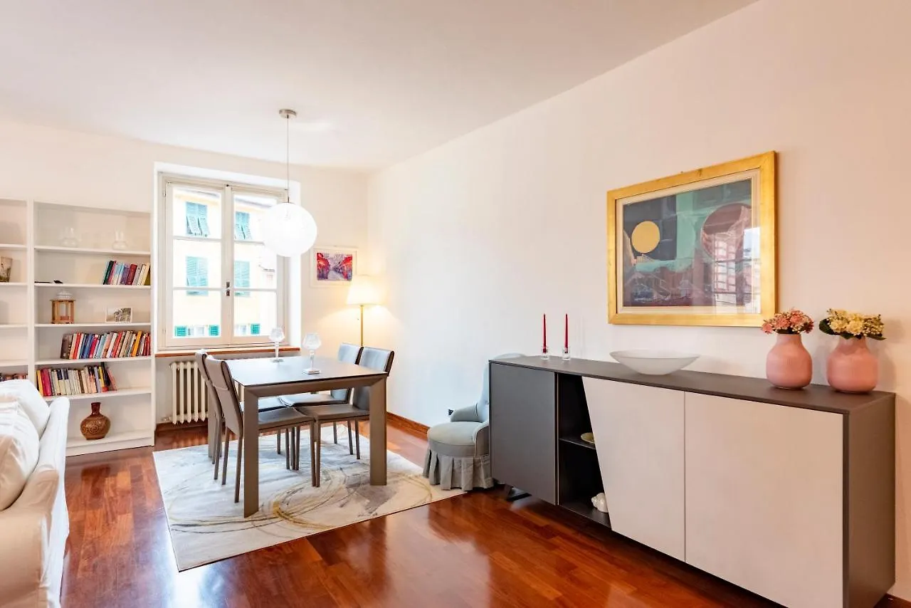 Cavour 9 Apartment 2B 2B 100Mq With Private Garage, In Center Of Rapallo, Wifi, Air Conditioned location